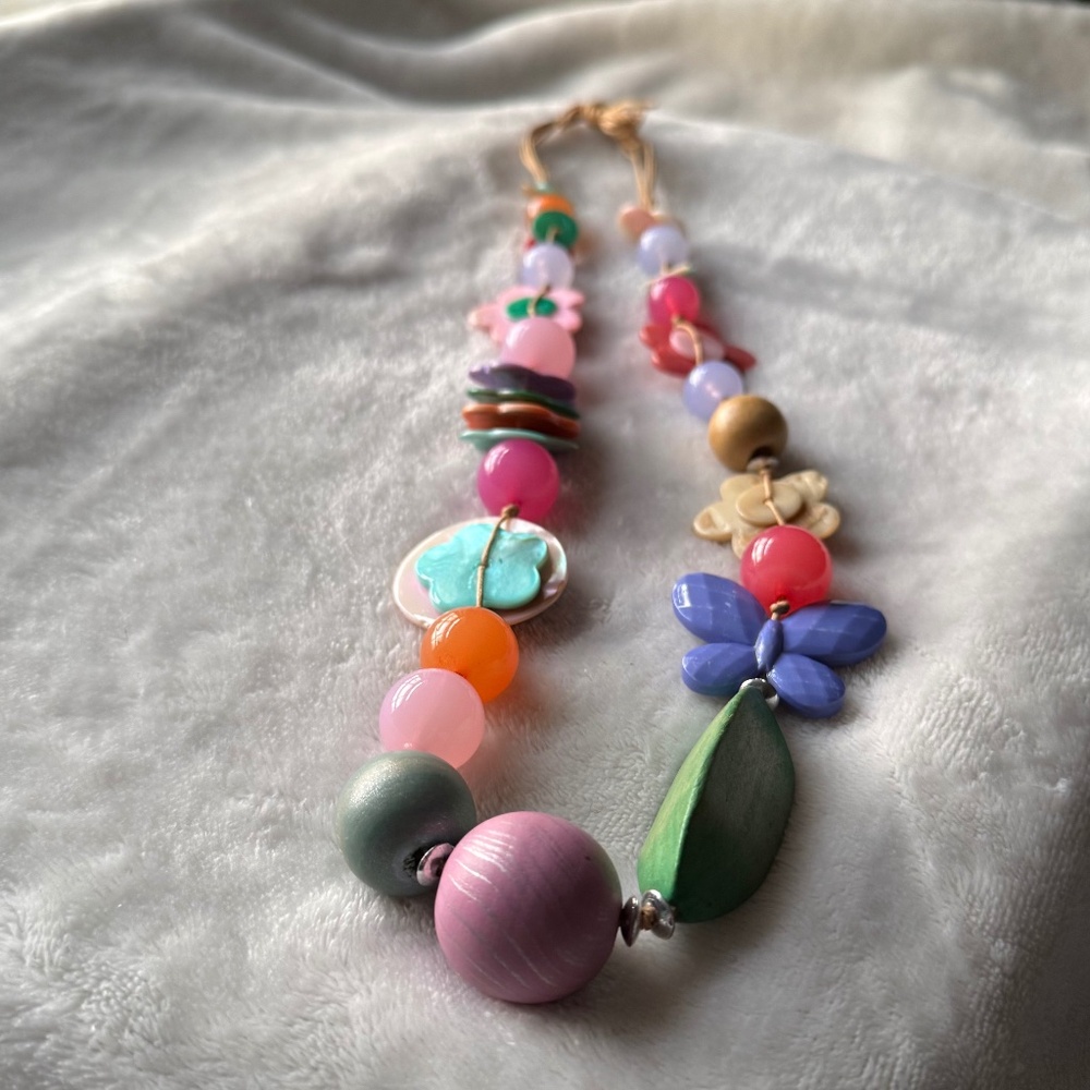 Mixed Media Statement Neclace